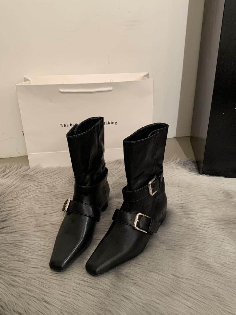 2025 Koreanische Version des neuen Nischendesigns Retro Französische kurze Stiefel kleiner eckiger Kopf Westernstiefel Wildleder mittelhohe Stiefel Damenstiefel