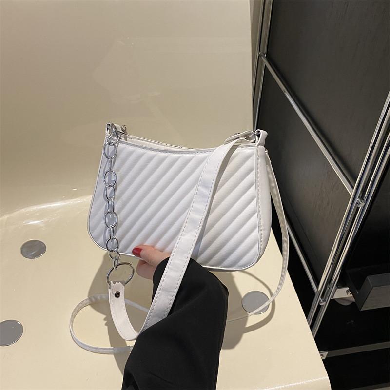 Stylish White Pu Shoulder Bag For Women Versatile Casual Commuter Fashionable Design