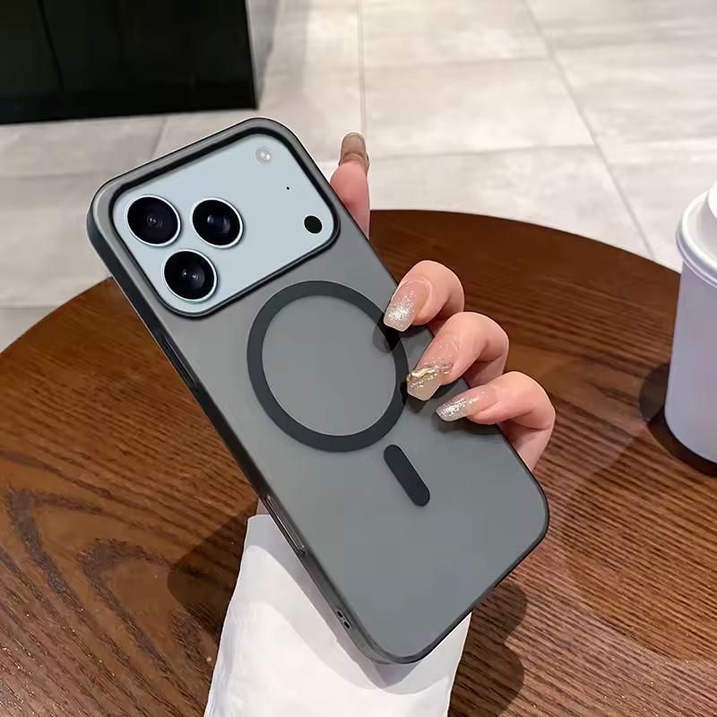 

Ультратонкий матовый чехол для iPhone 17 Air 16 E 15 14 13 12 11 Pro Max Plus Магнитный для беспроводной зарядки Magsafe PC-накладка iPhone 17 Pro Max чёрный