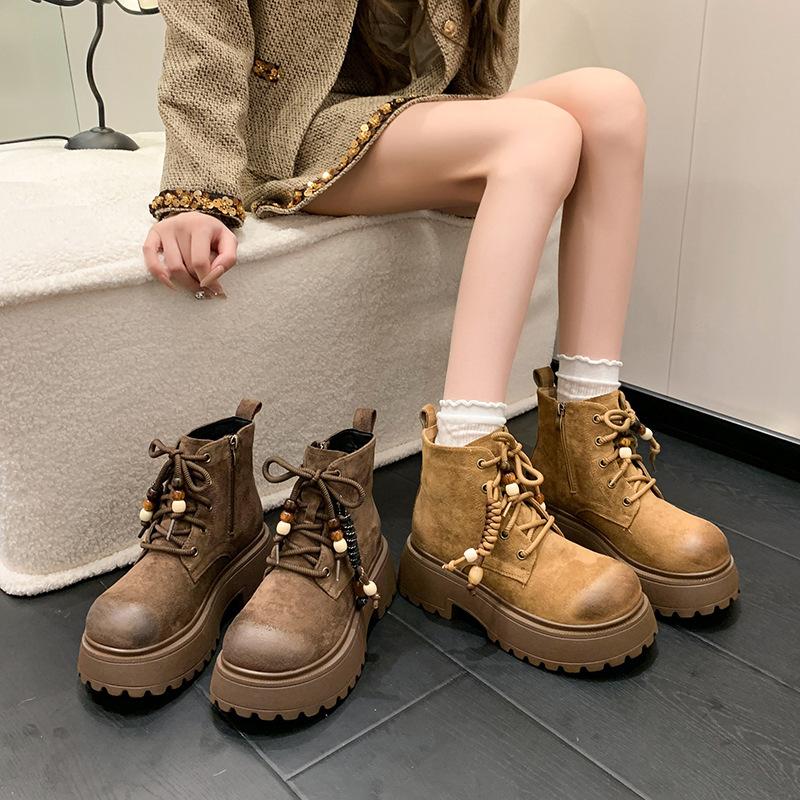 Retro Plateau-Martin-Stiefel mit Absatz für Damen Herbst 2025 neue modische Maillard-Schlankstiefel Schnürstiefel Rhabarberstiefel