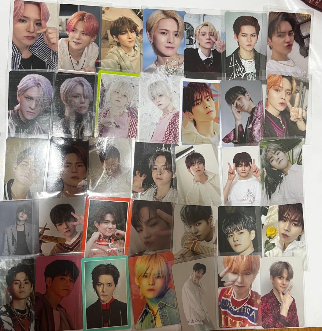 [USED] Treasure Yoshi trading card, Season s Greetings bonus item, album