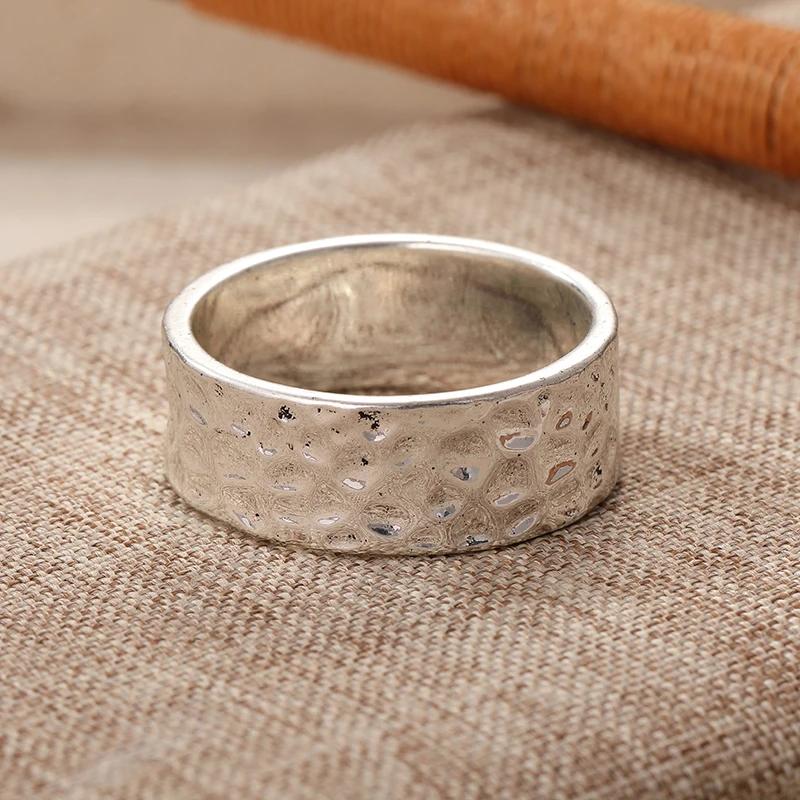 Simple Exquisite Wide Faced Fashion Ring For Men Women CopperPlated Hammered Rings Versatile Daily Commute Jewelry