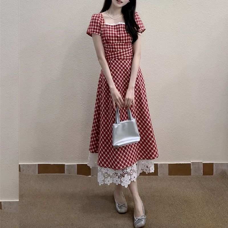 Large size red plaid dress for women's summer belly covering and thin lace splicing sweet a-word skirt