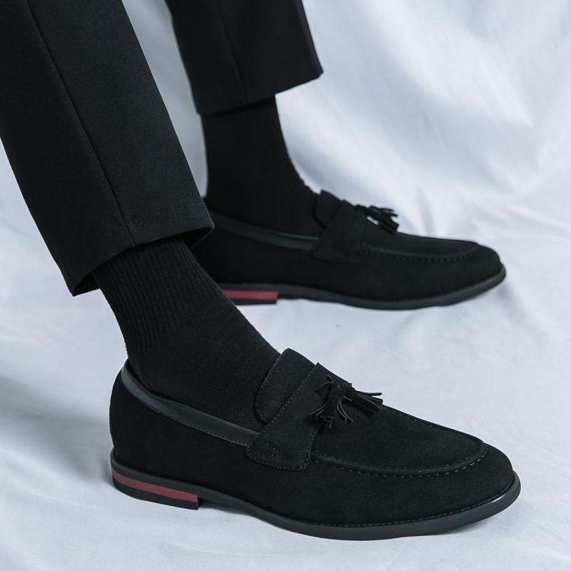 Fashion Suede Leather Man Loafers Luxury 2024 Casual Shoes For Men Boat Shoes Handmade Men Slipon Driving Walking Shoes Male Moccasins