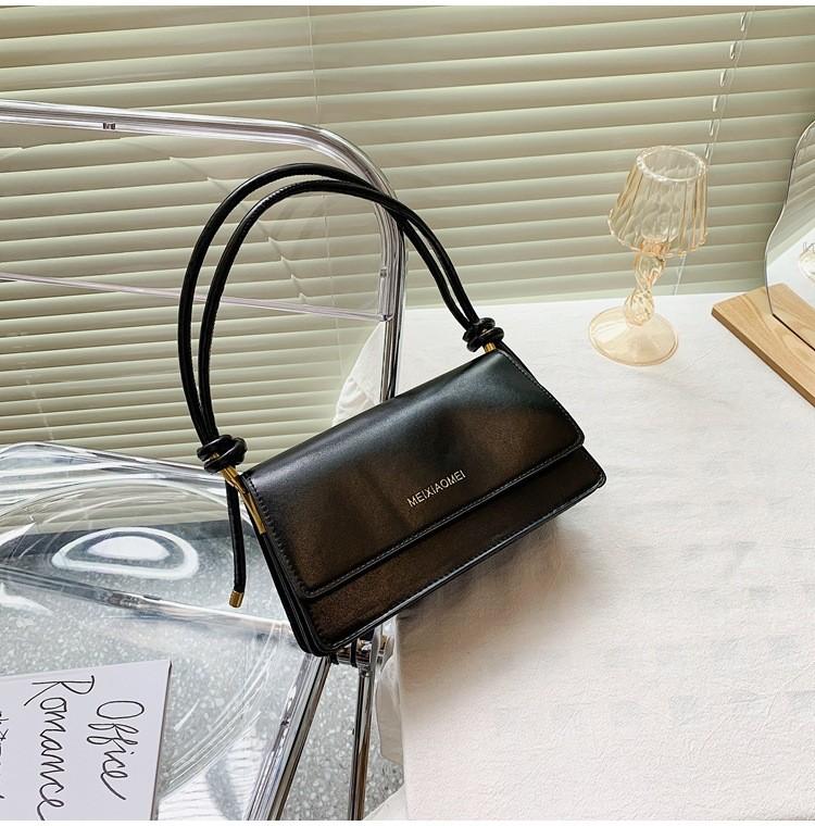 French Fashion Small Shoulder Bag With Chain Strap For Daily Casual Use