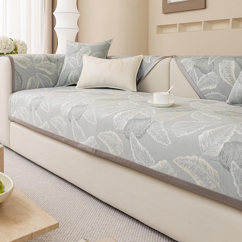 

Ice Silk Sofa Cushion, Summer Sofa Mat Mat, Non-Slip Seat Cushion New Simple High-End Cover Cloth 70*70cm