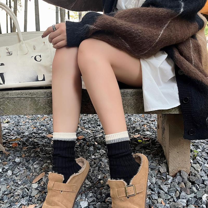 Autumn and Winter Sports Color-blocking Mid-calf Socks, Retro Thick Thread Pile Socks, Grey and Beige Versatile Socks, Women's Socks
