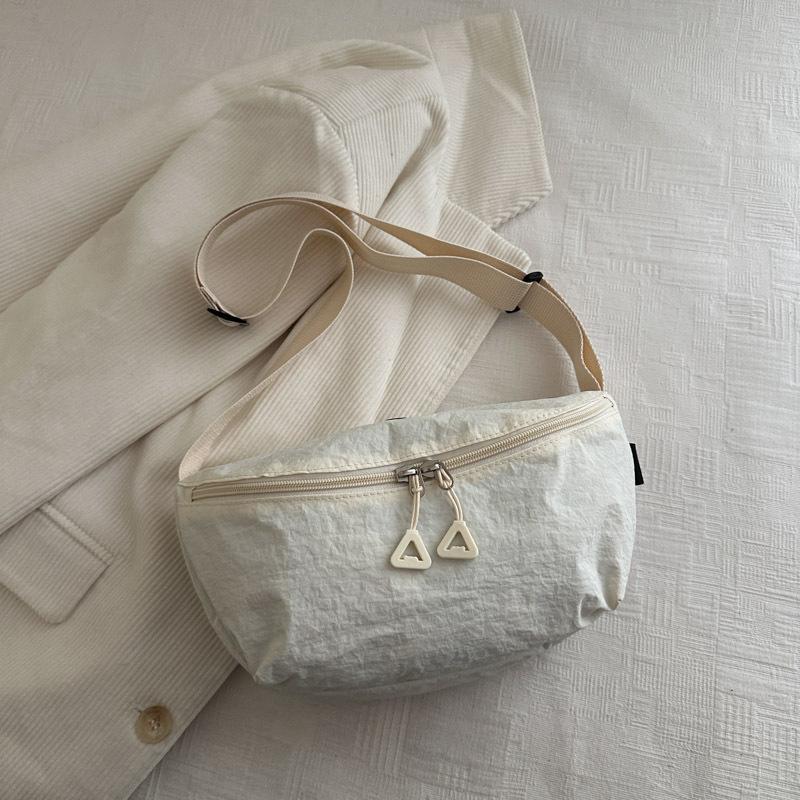 

Сегодняшняя популярная высококлассная модная плечевая сумка новая простая нейлоновая спортивная сумка повседневная сумка-мессенджер тренд белый