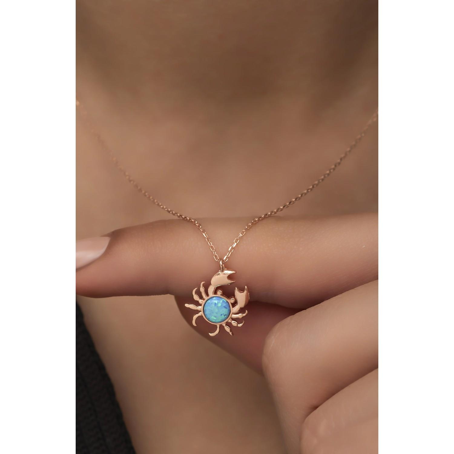 

Ожерелье из краба из стерлингового серебра 925 пробы с голубым опалом