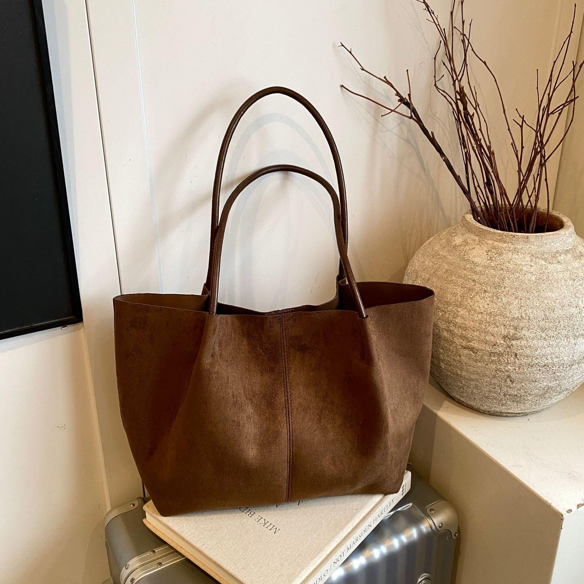 

Винтажная замшевая сумка через плечо, женская для поездок на работу, ощущение высокого класса, портативная сумка-тоут большой вместимости, сумка-письмо.