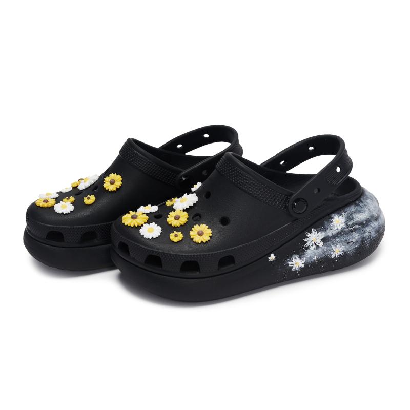 Crocs Classic clog REGO hot dog foggy daisy hole shoes unisex style black, white and yellow