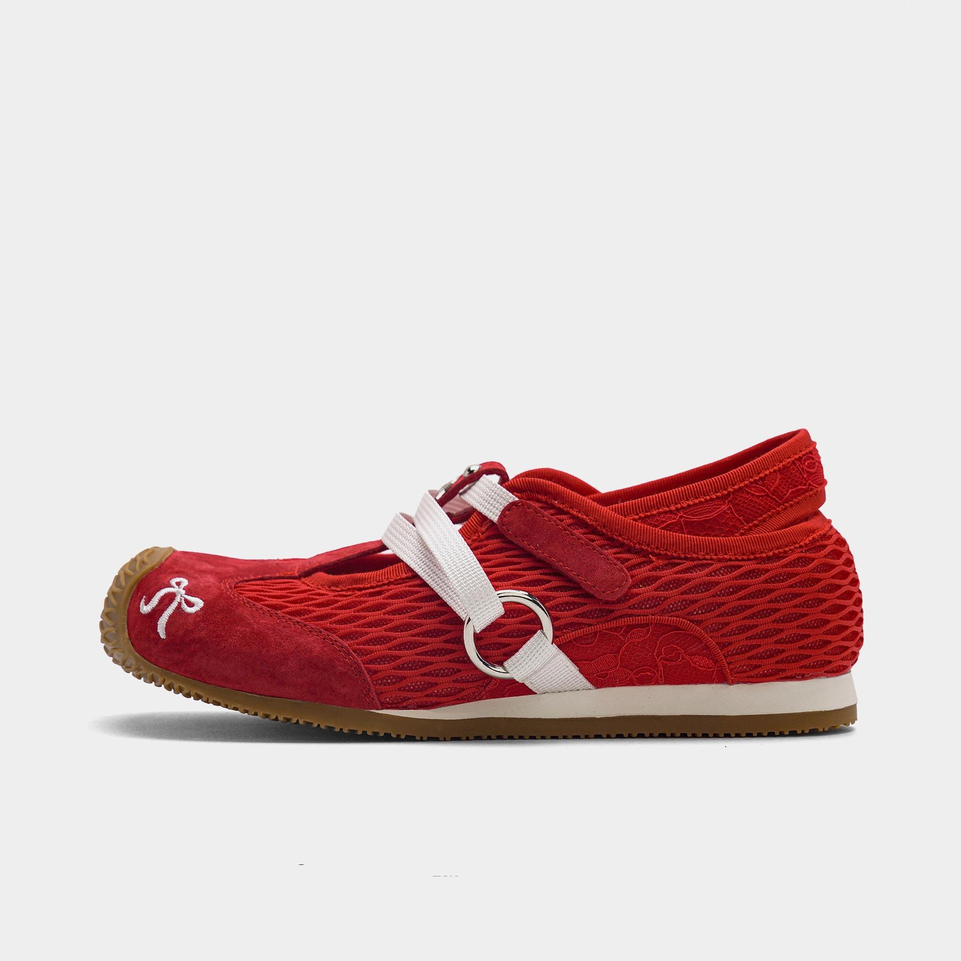 

Waffle training shoes women s 2025 spring new Korean version fashion versatile flat-bottomed retro sports and leisure shoes Forrest Gump shoes 40 красный