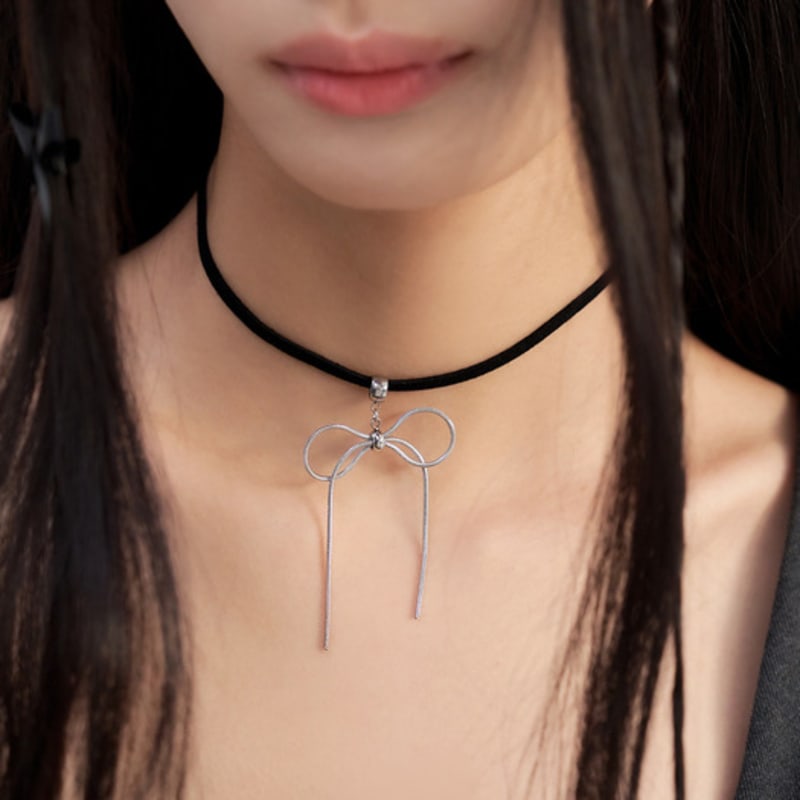 FANTASTIC PLANET Wildleder-Kordelband-Halskette