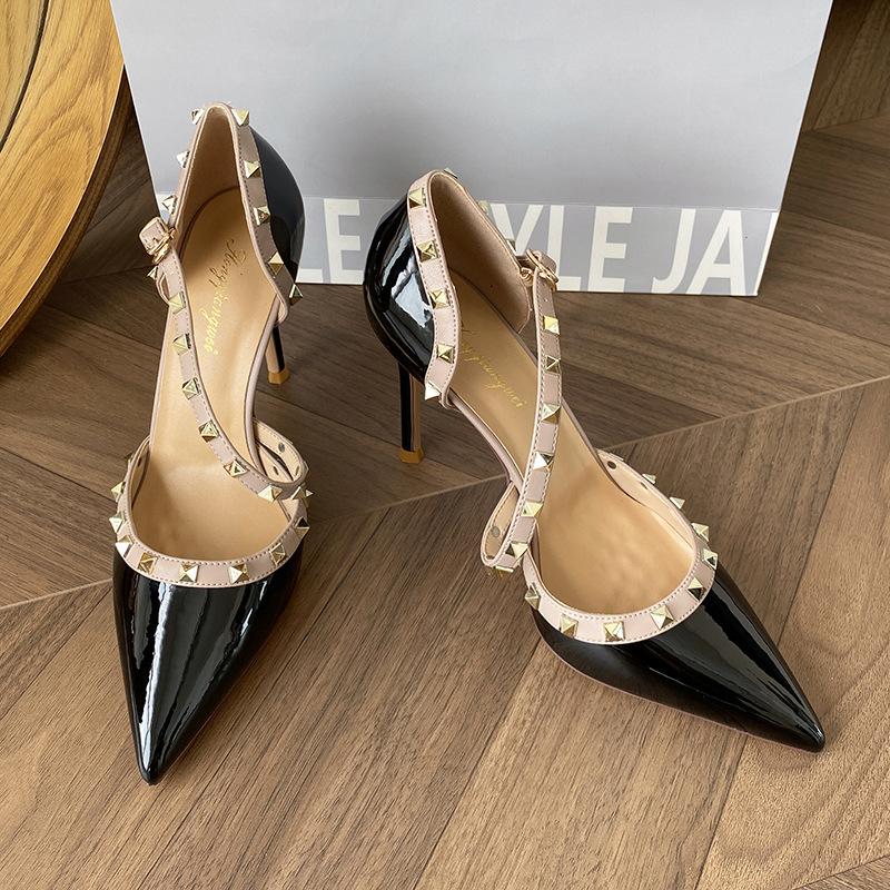 One-word women's rivet sandals 2025 summer new fashionable and sexy European and American light-mouth thin-heeled bright leather high-heeled shoes