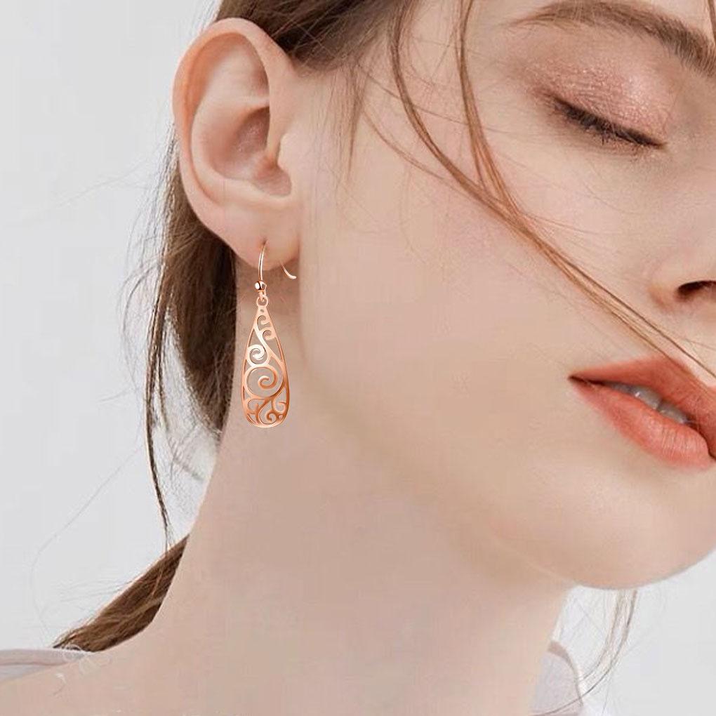 Alloy Drop Earrings For Women Retro And Fashionable Dangle Drop Earrings Vintage Earrings Gifts