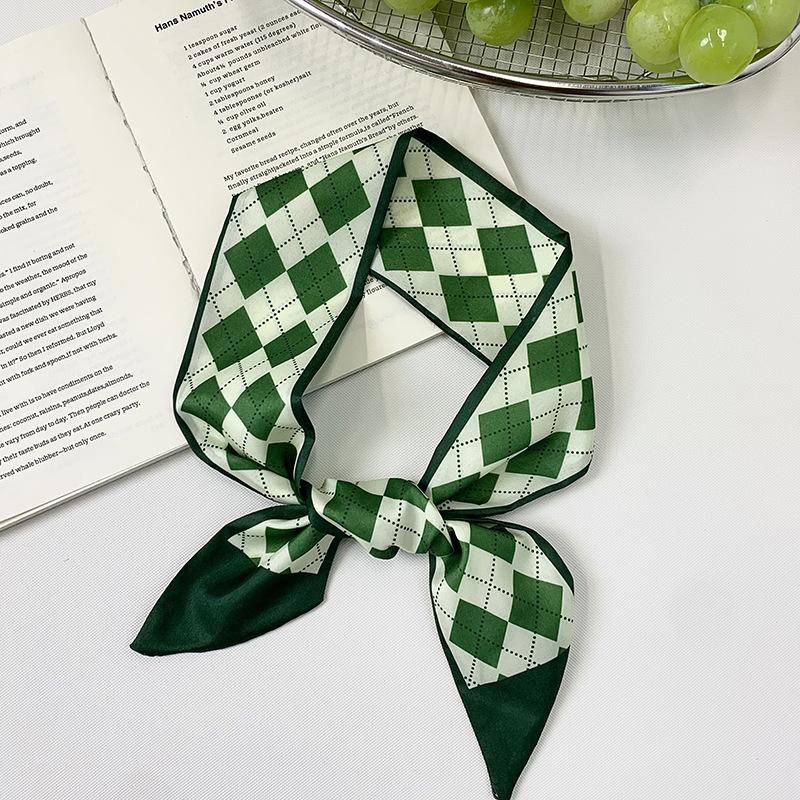 Silk scarf, long strip, high-end green tie, thin and narrow scarf, hair tie bag, decorative streamer, gift box, ribbon, waist belt.