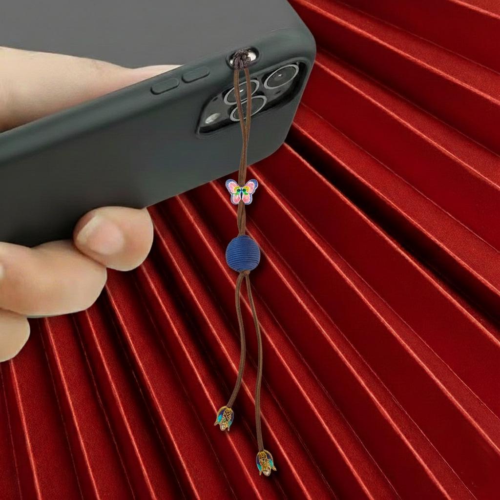 Cadena para Teléfono con Colgante de Trébol de Cuatro Hojas y Mariposa Tejida de Lana Bohemia para Mujer