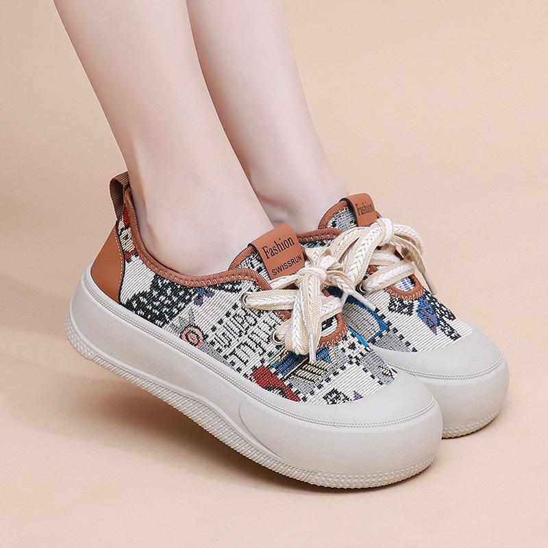 The New Style of Shoes Is Casual, Height-increasing, Breathable, Versatile, Lightweight and Can Be Worn on One Foot