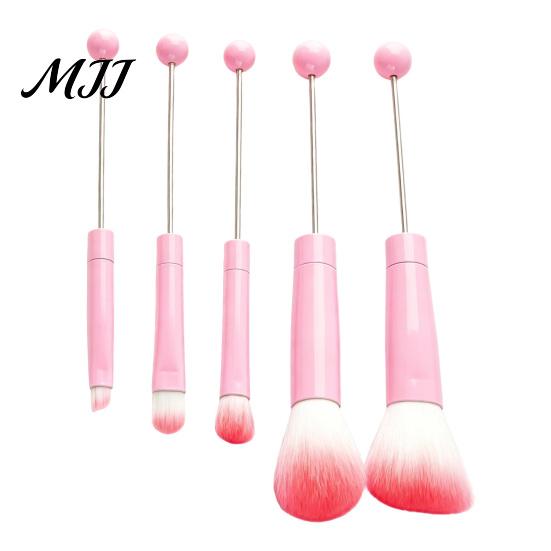 Eye Shadow Brushes 5Pcs Beadable Makeup Brush Set, DIY Cosmetic with Blank Bar, Women Tools Contouring Concealer Eyebrow Foundation for Girls