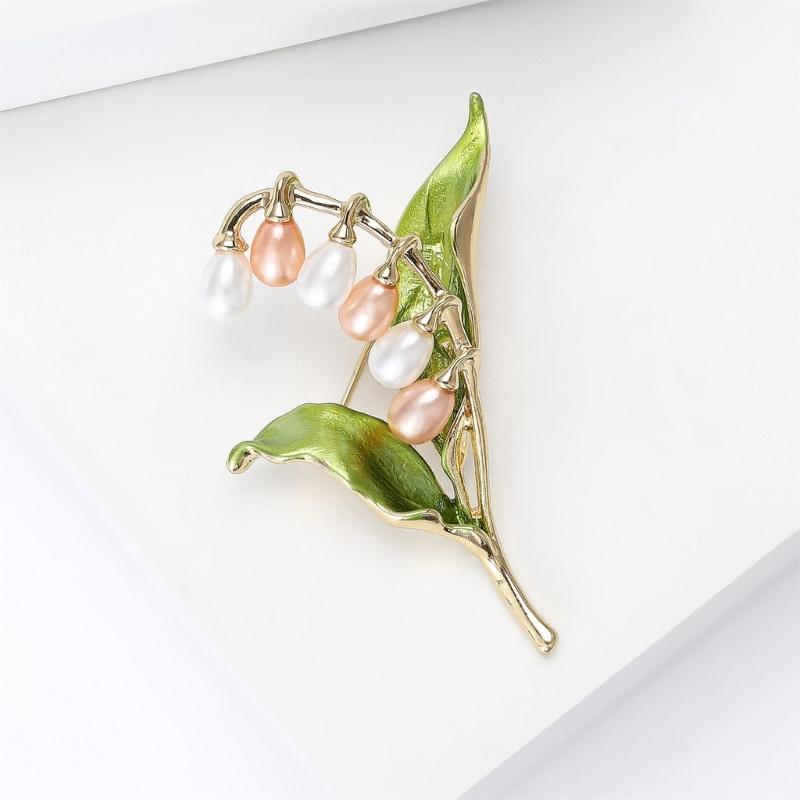 Stylish Pearls Embellished Flower Pin Casual Formal Wear Jewelry Accessory Clothing Accessories For Everyday Outfits