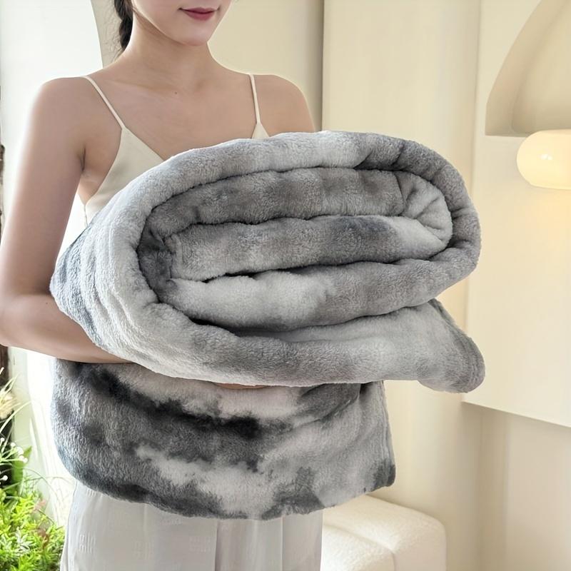 Soft Velvet Bubble Flannel Blanket. Skin-friendly & Silky for Bedroom, Sofa, Travel, or Summer Use. Comfortable & Cozy!