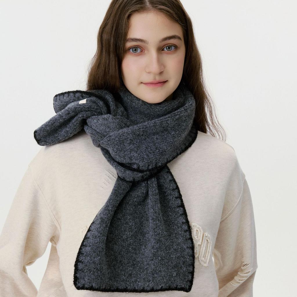 Japanese and Korean Atmosphere Versatile Knitted Scarf Women's Autumn and Winter Edge Lock Design Warm Neck Protection Trend Scarf Soft Shawl