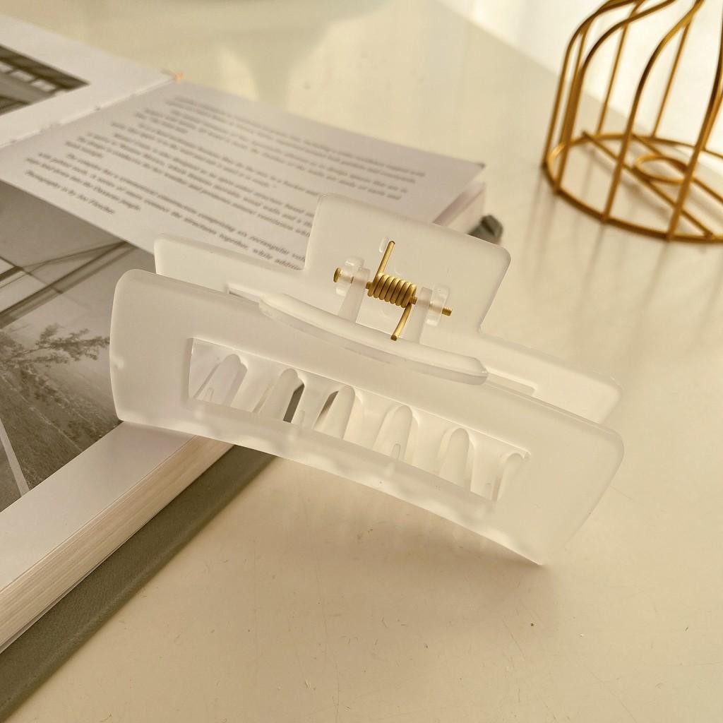 Elegante Große Kunststoff-Haarklammern in Verschiedenen Farben für Stilvolle Hochsteckfrisuren und Modische Frisuren