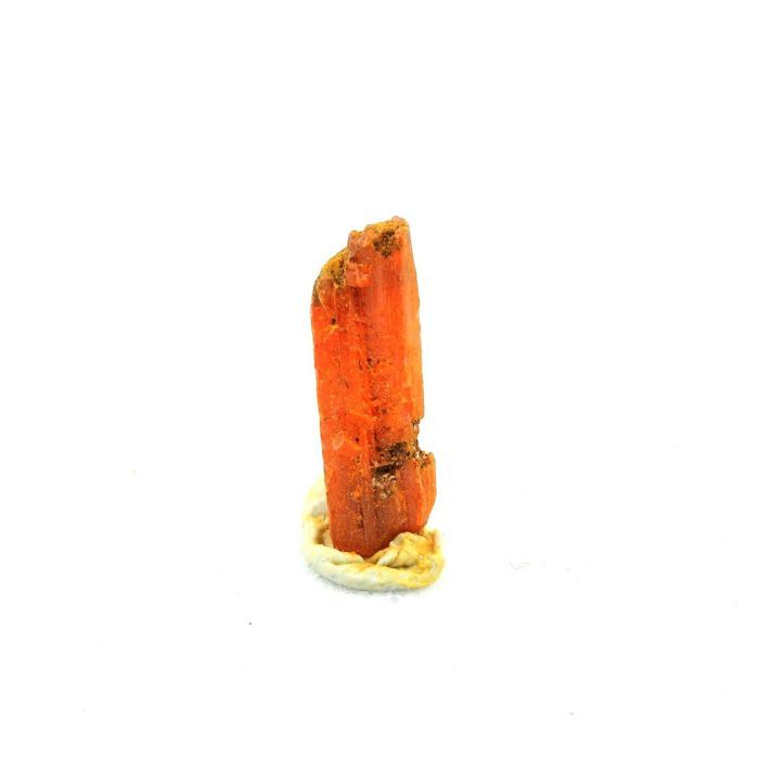 Pierres et Minéraux. Crocoite. 1.21 ct. Adelaide Mine, Dundas, Tasmania, Australie.