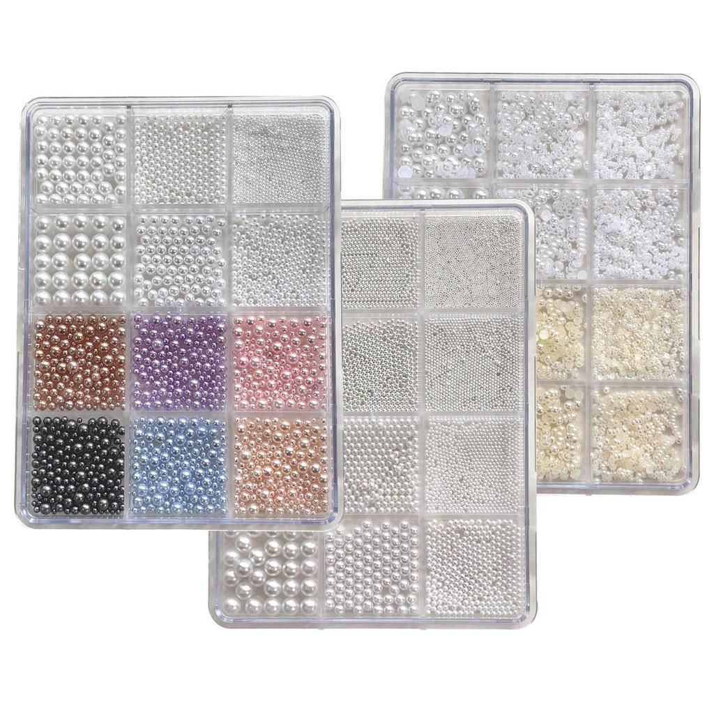 12-Fächer Perlen Nail Art Dekorationen: Stahlperlen in gemischter Größe & flache Halbrund-Strasssteine Weiß, Zubehör