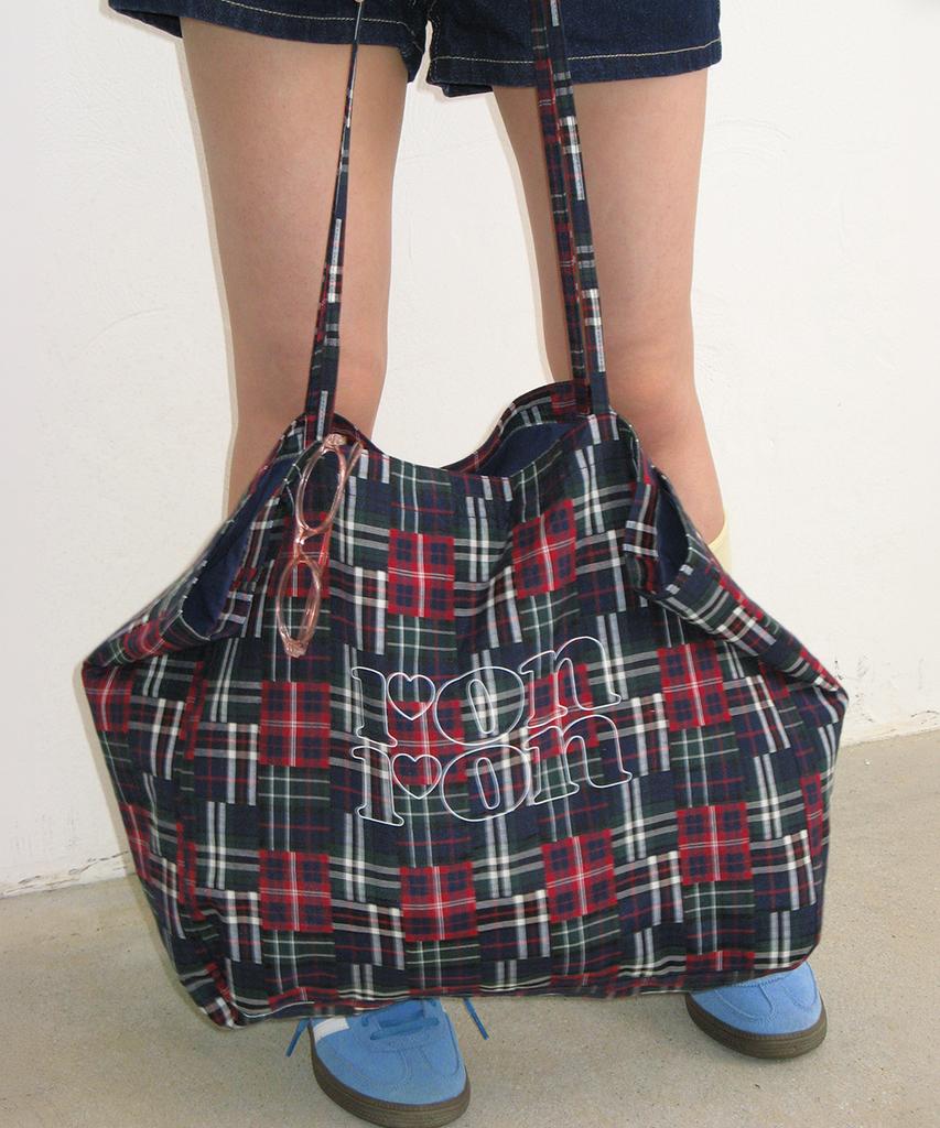 Ronron Pattern Logo Shopper Red Check
