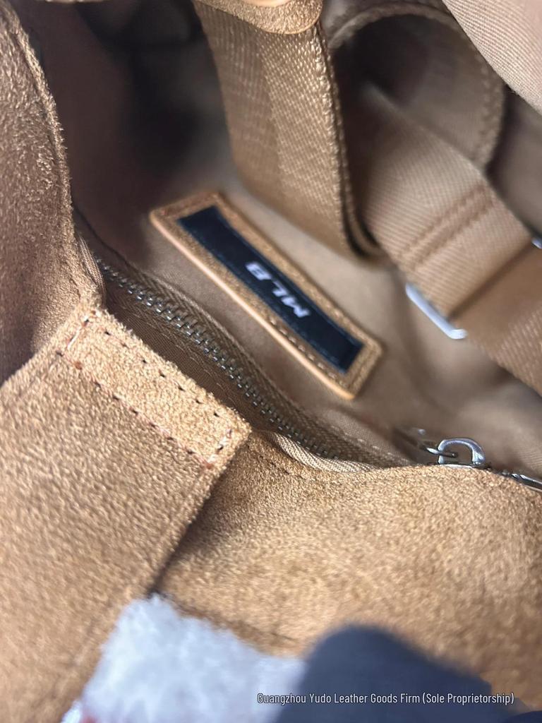 2024 Fall/Winter Korea MLB Versatile Lambswool Tote Bag