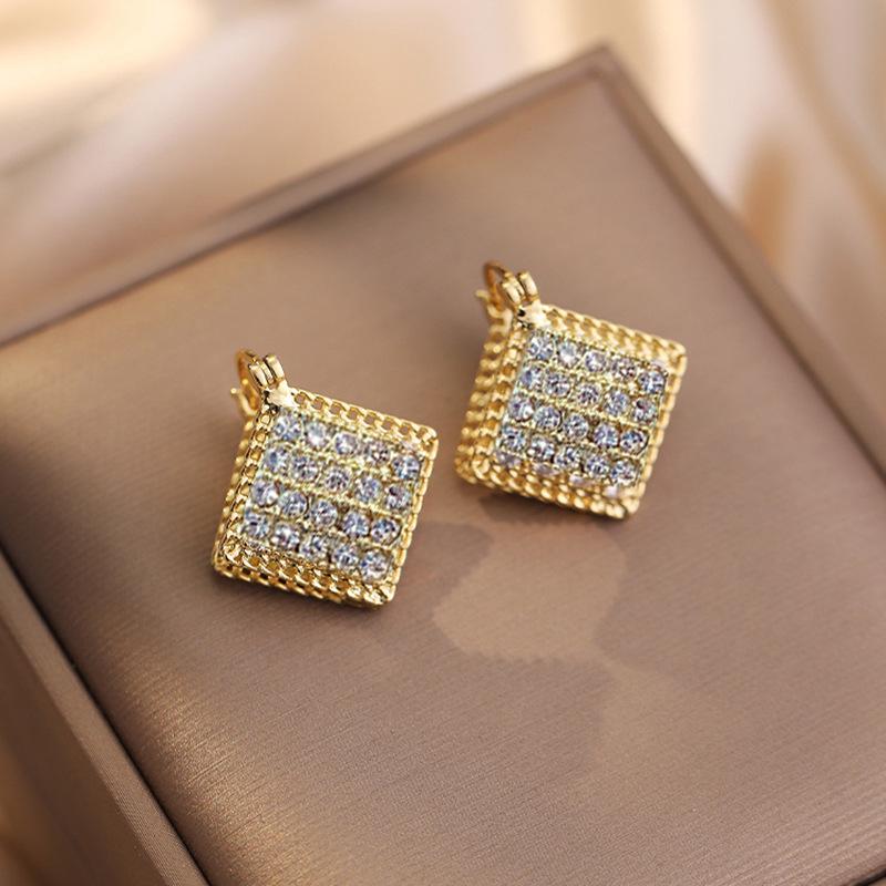 2024 Rhinestone Geometric Double-Sided Diamond Earrings: Elegant, Light Luxury Design for Women