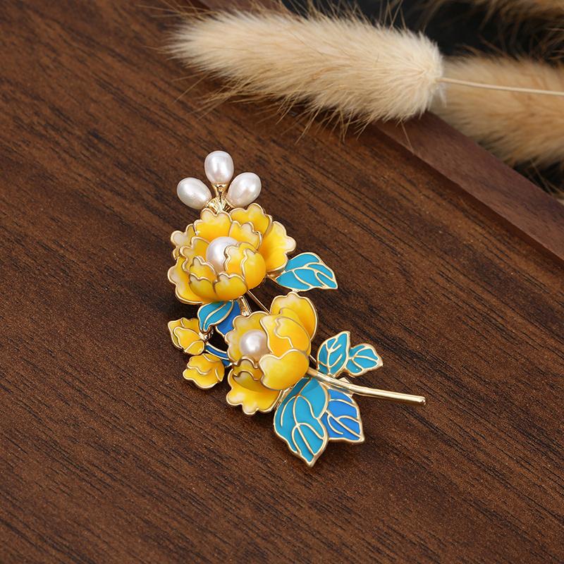 

Милый значок на лацкан в форме цветка, инкрустированный блестящими брошами для женщин, девушек, универсальная корсажная одежда, аксессуары, подарки