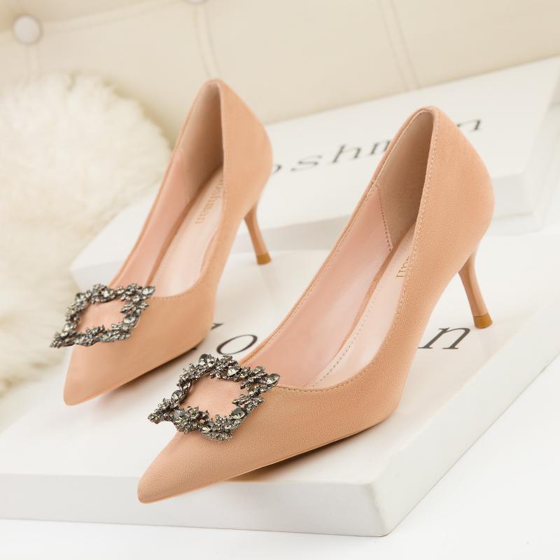 Mode HOT Damen 9,5cm 6cm Hohe Absätze Schwarze Pumps Dame Elegante Schuhe Weiblich Kristall Schnalle Scarpins Frau Nude Abschlussball Hochzeit Brautabsätze