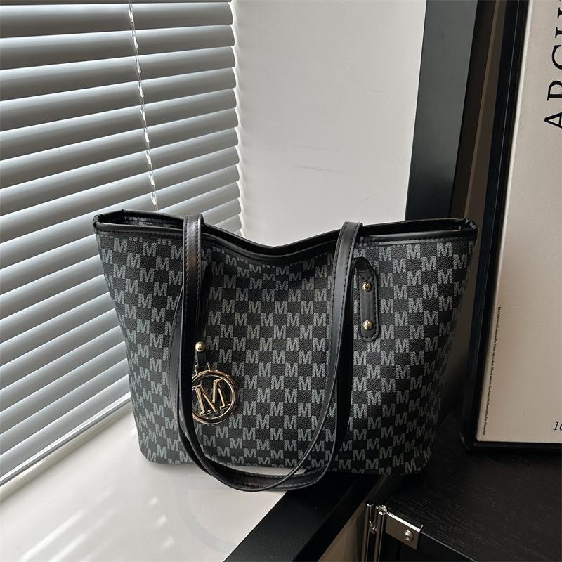 Hochwertige Pendlertasche für Damen, neue Frühjahr/Sommer-Kollektion 2025, beliebte Schultertasche mit großem Fassungsvermögen