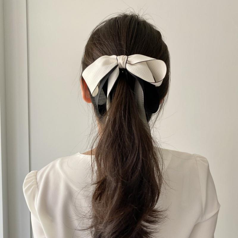 

Korean Style Simple Bow Ponytail Clip Hair Accessory - Streamer Headdress for Women