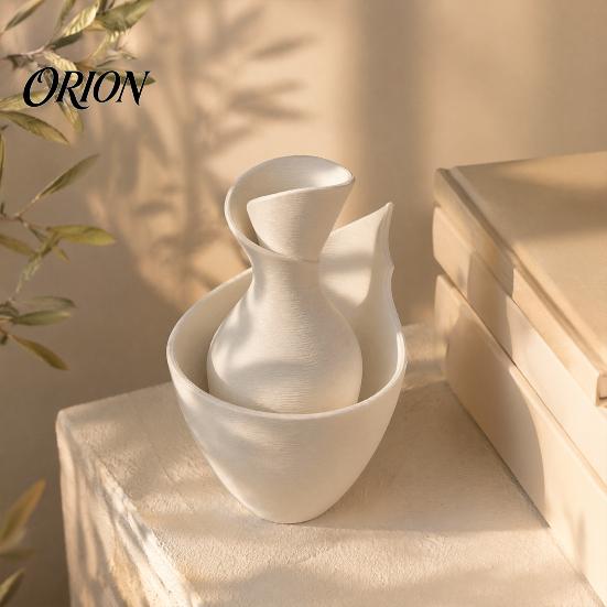 Decorative Vessel for Courtyard Display Minimalist Vase, Modern Flower Vase Living Room Dining Table Versatile Planter Balcony Garden Bedroom,