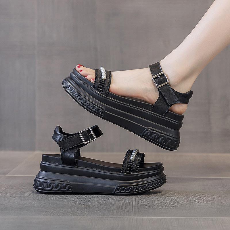 Sandals women's summer new 2025 thick sole increase of 7 cm fashion versatile buckle Roman muffin shoes trend