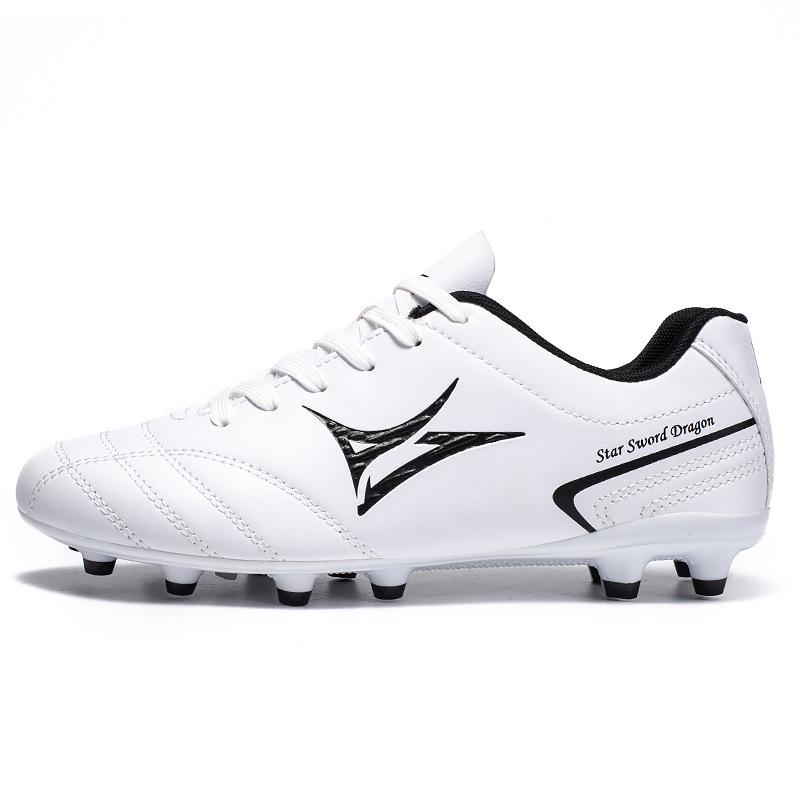 

2025 Unisex Cross Football Shoes with Long Spikes for Artificial Turf – Ideal for Teens and Students in Training/Professional Sports. 39
