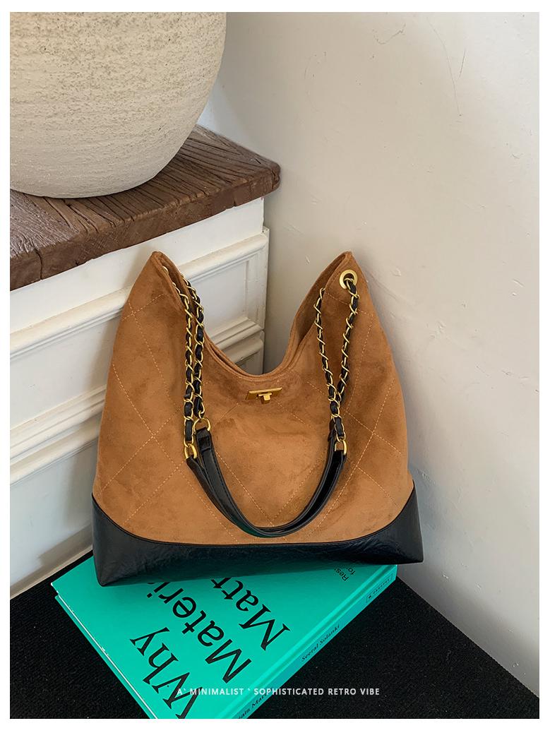 

Retro Argyle Chain Suede Tote: Large Capacity, Single Shoulder Hobo Bag for Women коричневый/жёлтый