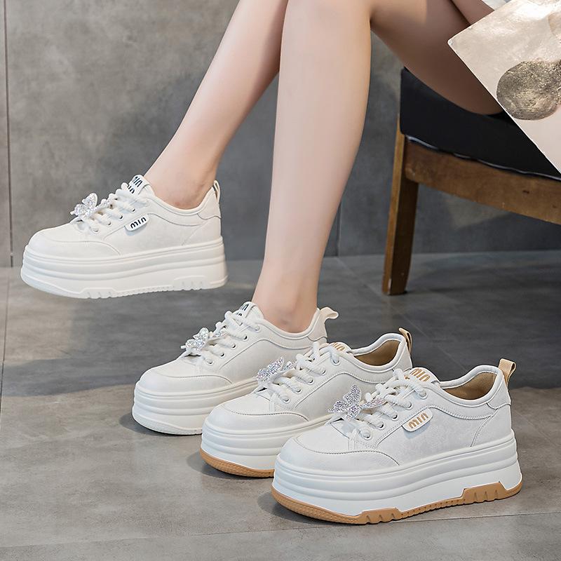 Small size women's shoes spring 2025 platform women's shoes butterfly rhinestone versatile muffin shoes casual sports white board shoes