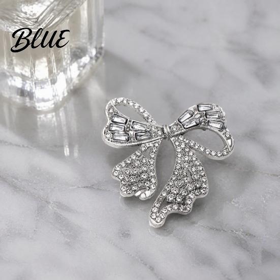 Alloy Brooch Pin Sparkling Rhinestone Bow Brooch Mini Bowknot Shaped Lapel Shape Jewelry Pin Clothing Accessory for Women Girls Minimalist Metal