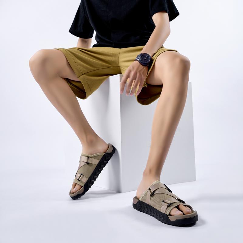 Fashion Outdoor Leisure Beach Couple Slippers Summer Hot Selling Styles Outdoor Street Walking Daily Breathable Shoes for Young People