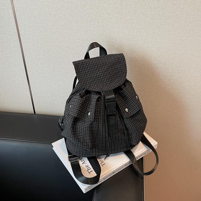New Backpack Women's Casual Versatile Student Schoolbag Lightweight Portable Plaid High-value Commuter Small Backpack