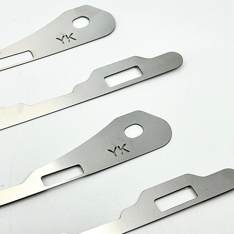 2Pcs Rear Bumper Repair Metal Plate Buckle Broken Opening Rotten Buckle Repairer Bracket For 8Th Generation Civic Fd