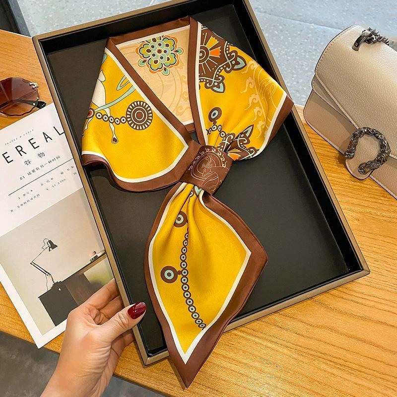 Fashion new cross small silk scarf women's headband Korean version spring, autumn and summer professional scarf small scarf square scarf headband