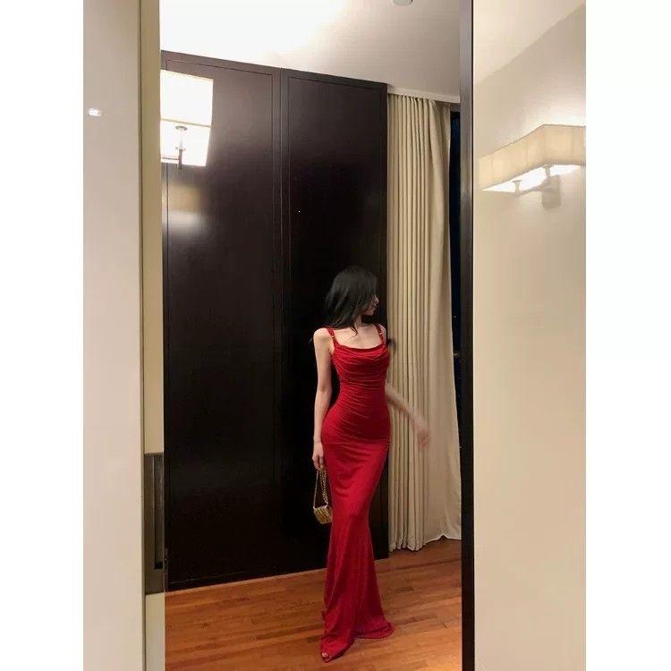 Royal sister temperament shows figure, retro red suspender dress is beautiful and unique, waist halter, hip wrap, fishtail skirt summer