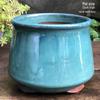 Handmade Medium-Sized Ceramic Pot with Feet – Succulent Planter in Breathable Colored Glaze Coarse Pottery.