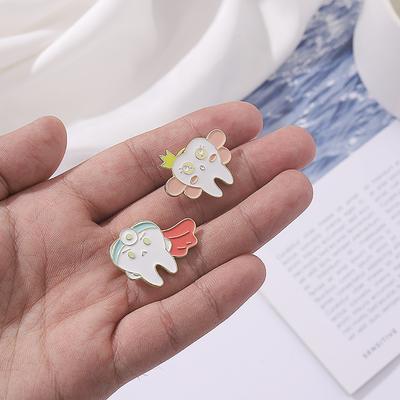 Lovely Tooth Enamel Pin Rabbit Animal Dentist Brooch Badge Metal Accessories Lapel Pin Backpack Hat Gift Doctor Nurse Jewelry