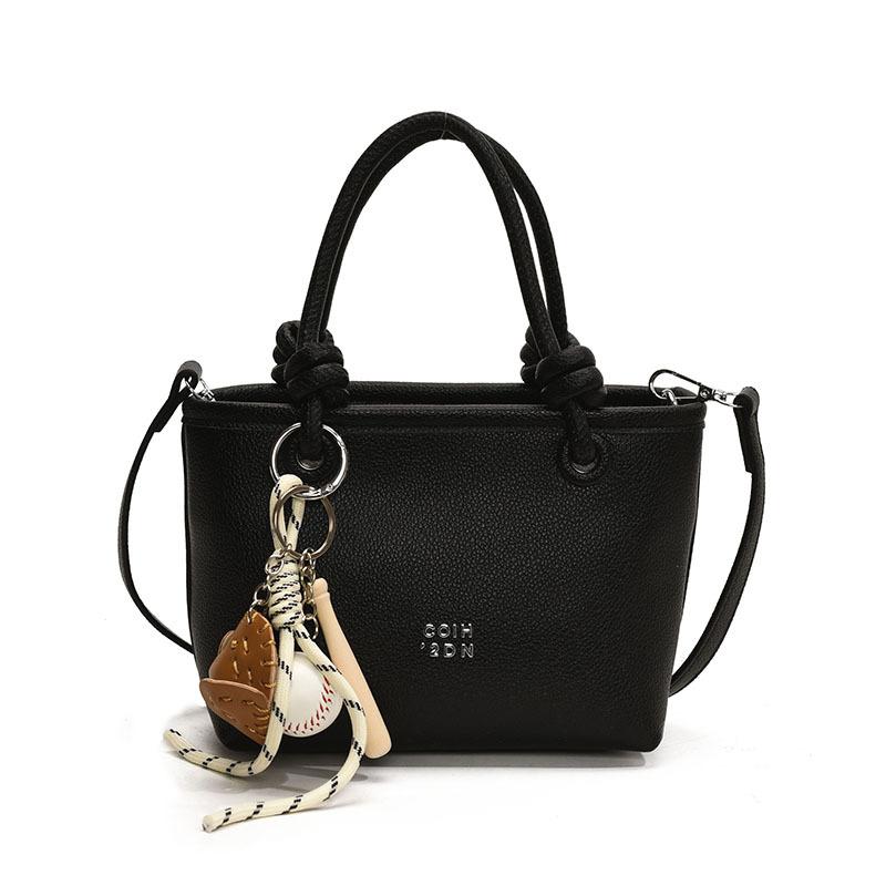 Fashion Handbag Women's New Versatile Single Room Bag Casual Commuter Messenger Bag